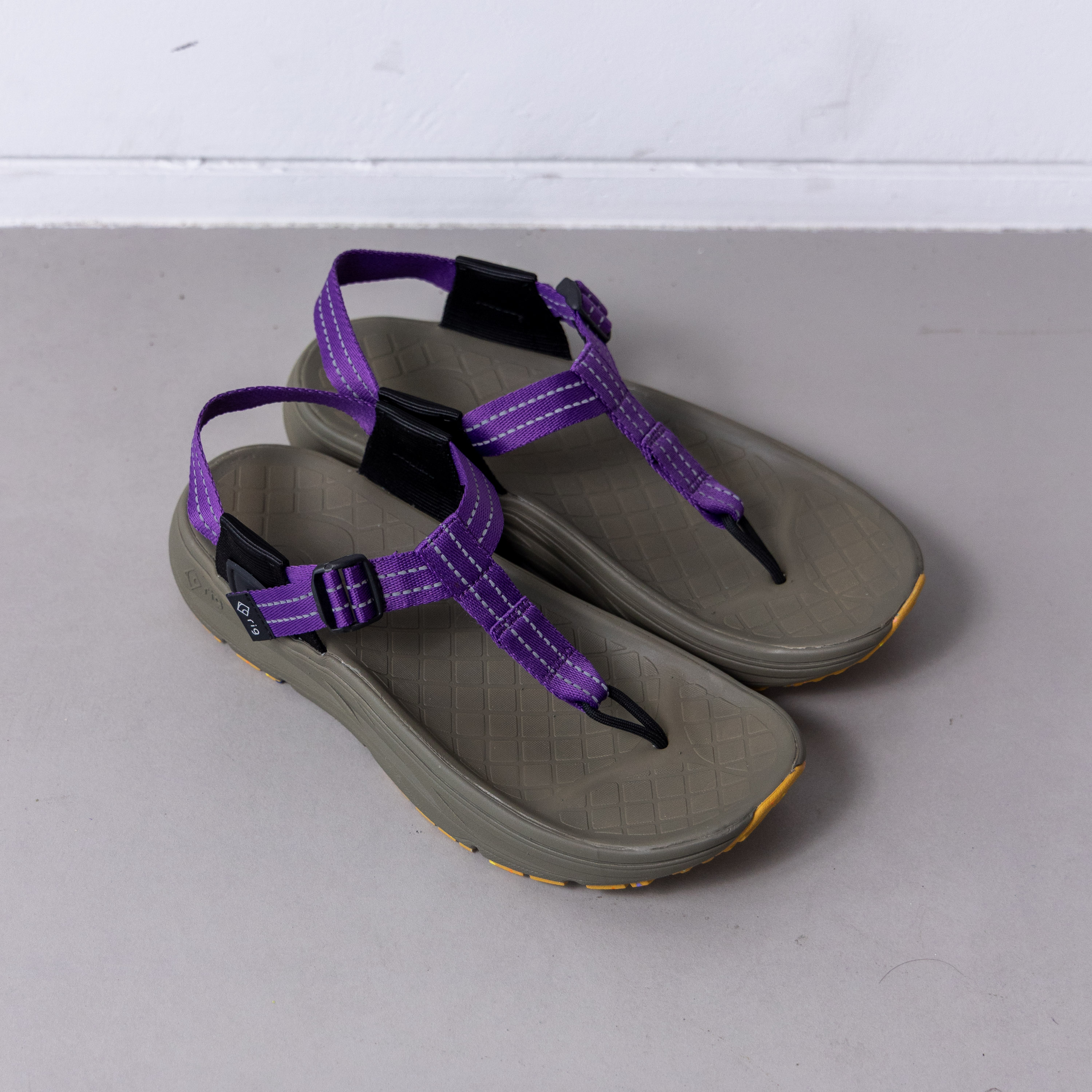 リカバリーサンダル