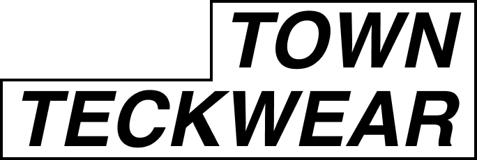 TOWN TECHWEARの文字